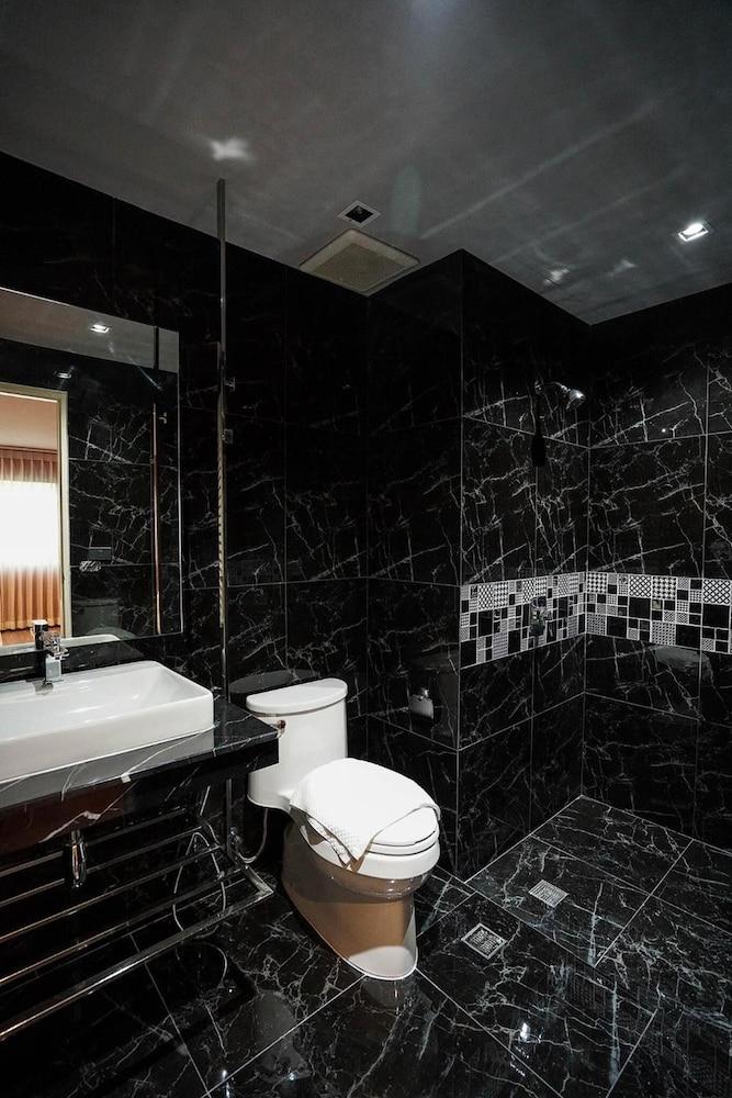 Hap@Sathorn Hotel Bangkok Ngoại thất bức ảnh